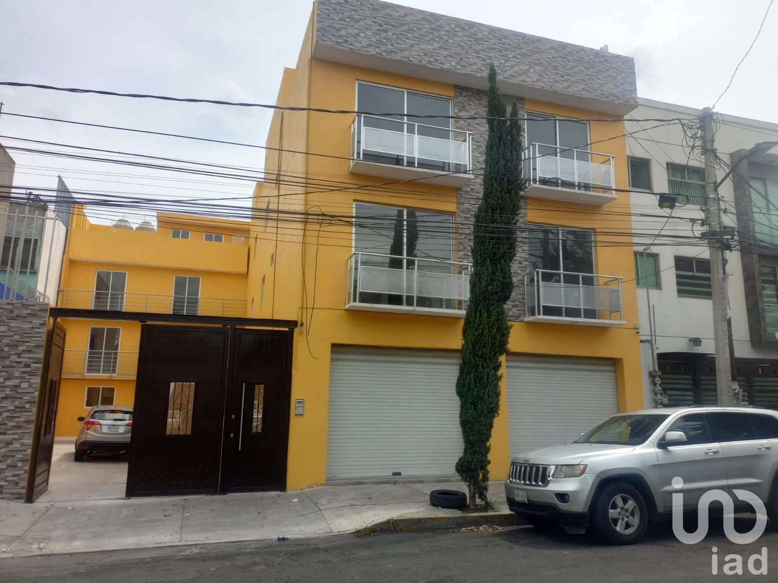 RENTA DE DEPARTAMENTO EN PLANTA BAJA A PASOS DE AEROPUERTO