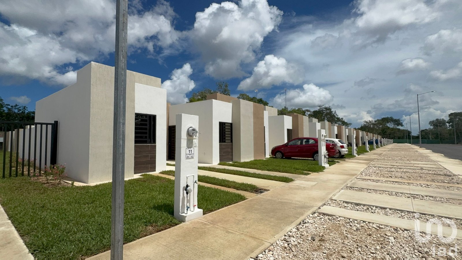 Casa en venta 2 recámaras con amenidades y alberca en Cancun mza 53 lote 6 para cierre Casa en venta 2 recámaras con amenidades y alberca en Cancun mza 53 lote 6 para cierre