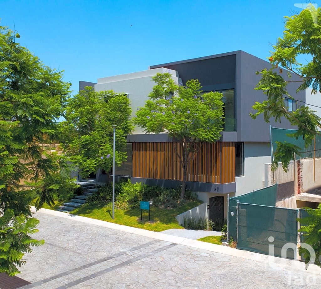 Residencia nueva en venta en Las Lomas Club Golf, Zapopan