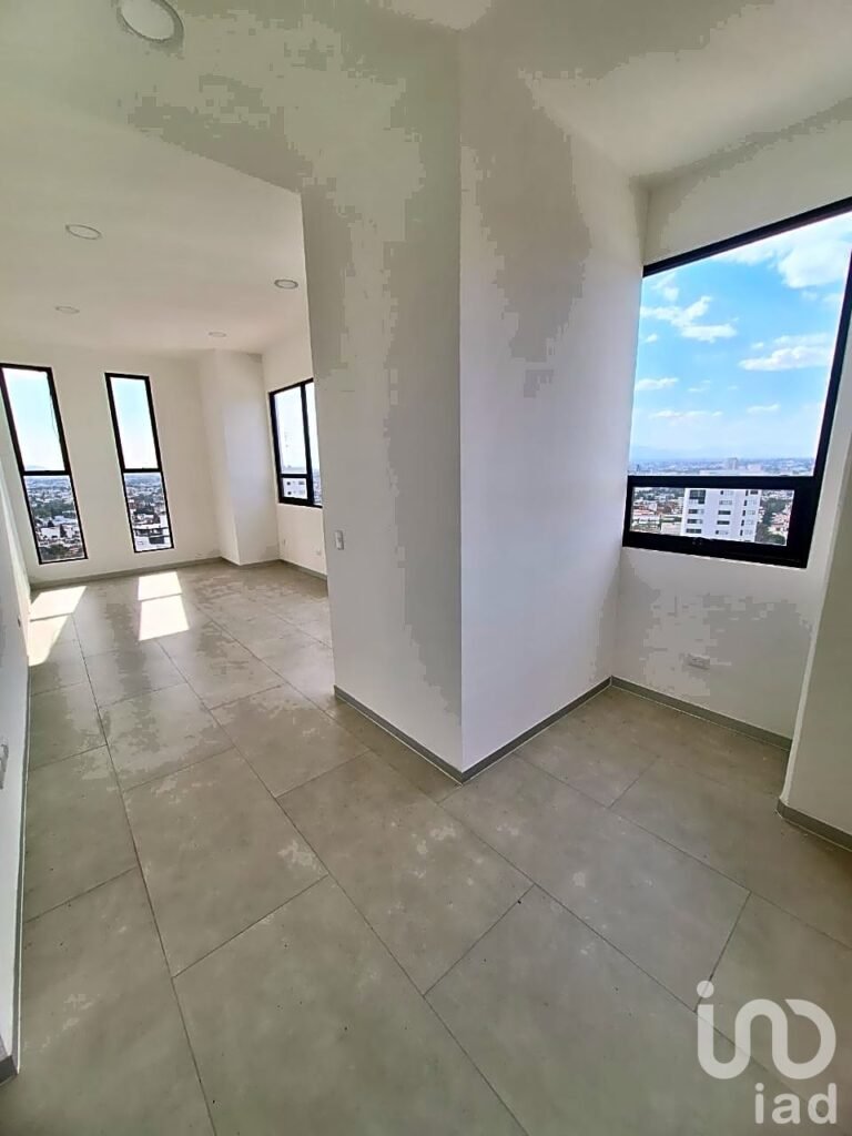 CONSULTORIO EN RENTA TORRE 4 PENTHOUSE  FIFTY DOCTORS  COL.LA PAZ