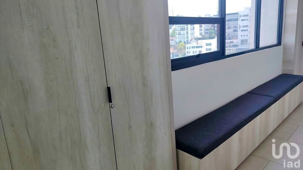 CONSULTORIO EN RENTA TORRE 4 PENTHOUSE  FIFTY DOCTORS  COL.LA PAZ