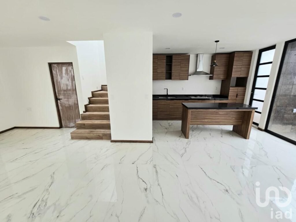 CASA EN VENTA CAÑADAS DEL BOSQUE TRES MARIAS