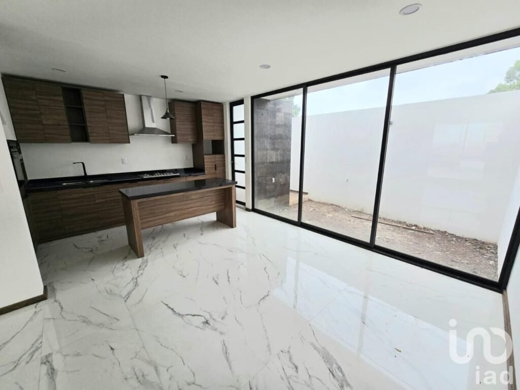 CASA EN VENTA CAÑADAS DEL BOSQUE TRES MARIAS