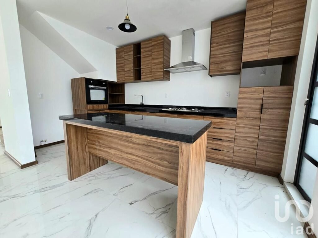 CASA EN VENTA CAÑADAS DEL BOSQUE TRES MARIAS