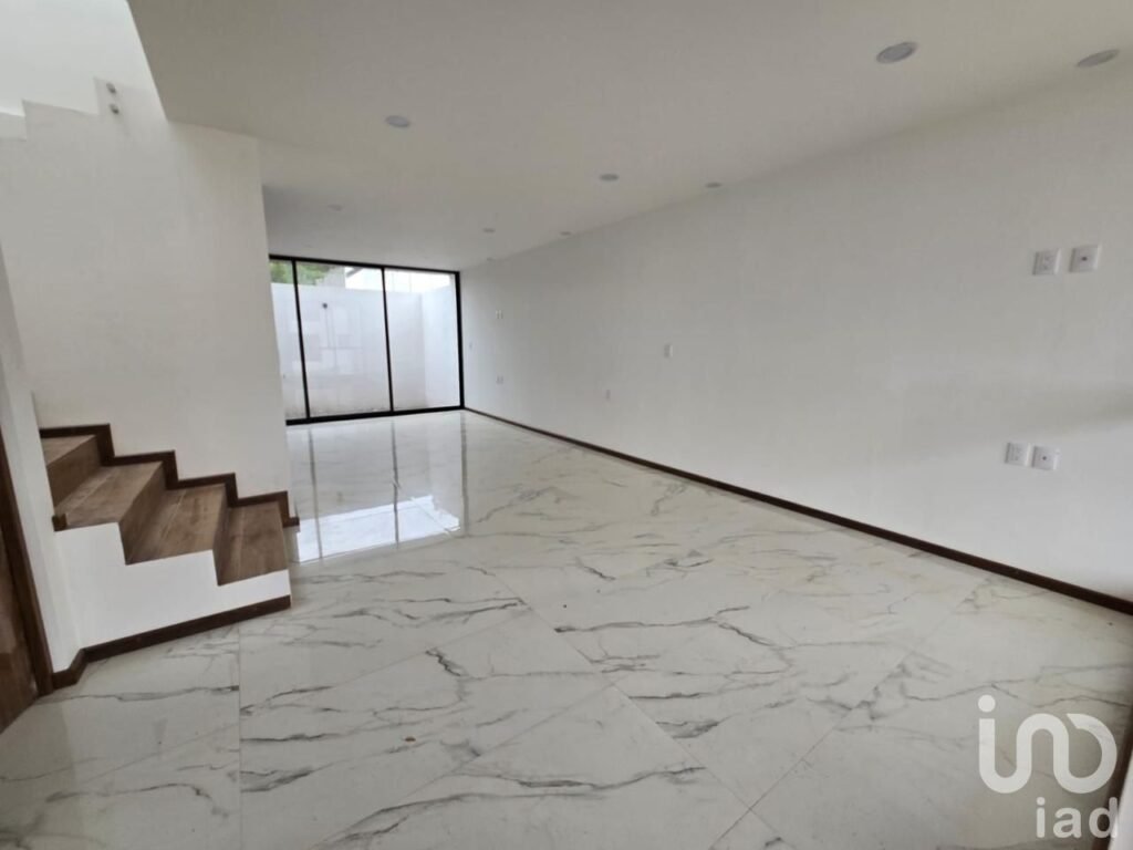 CASA EN VENTA CAÑADAS DEL BOSQUE TRES MARIAS