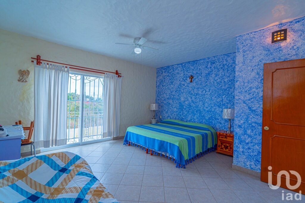 Casa con Alberca, Jardín y Terraza Privada, Xochitepec, Morelos