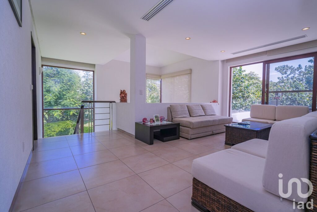 Casa con Vista al Fairwayen en Paraíso Country Club en Morleos
