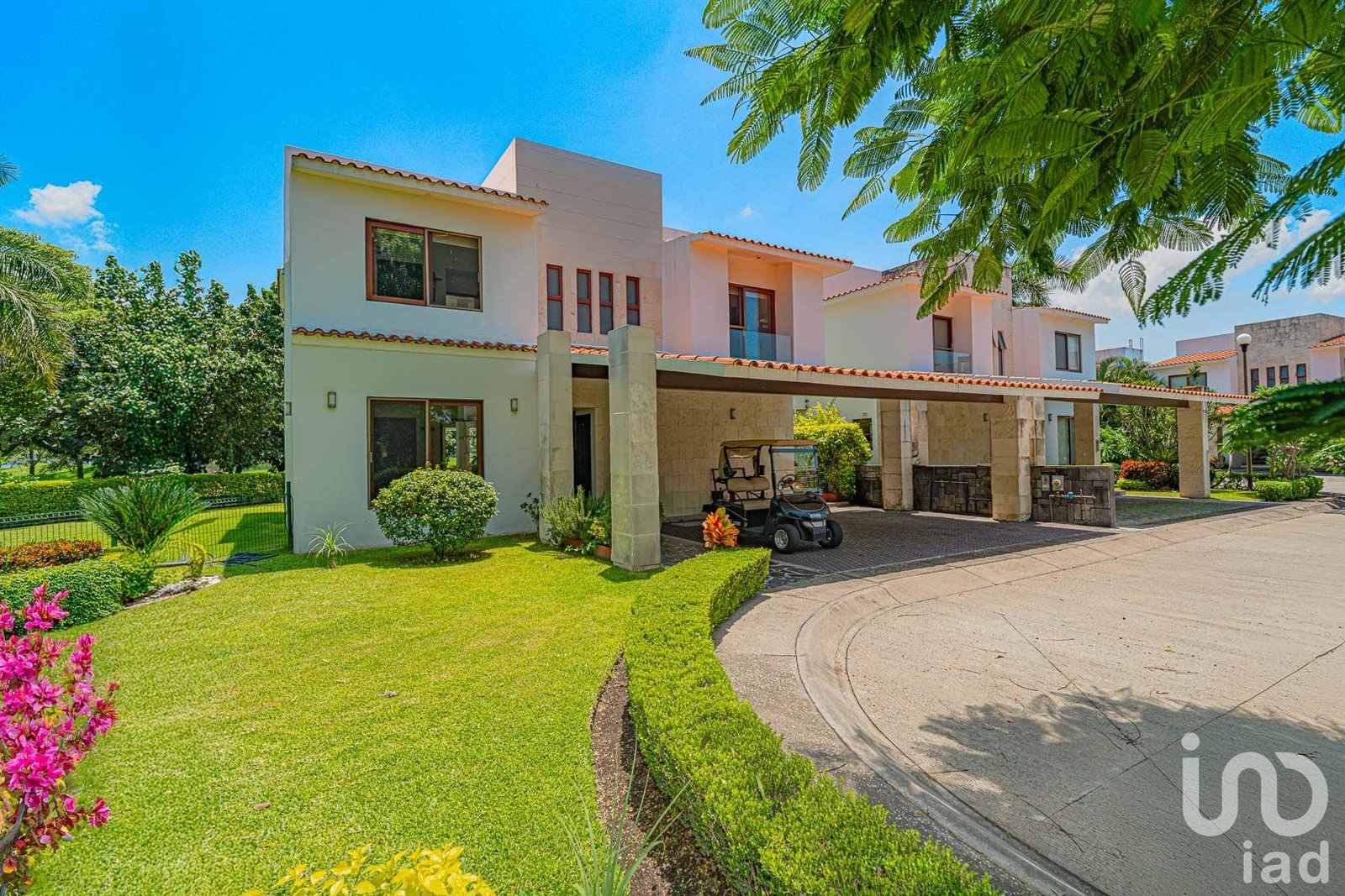 Casa con Vista al Fairwayen en Paraíso Country Club en Morleos