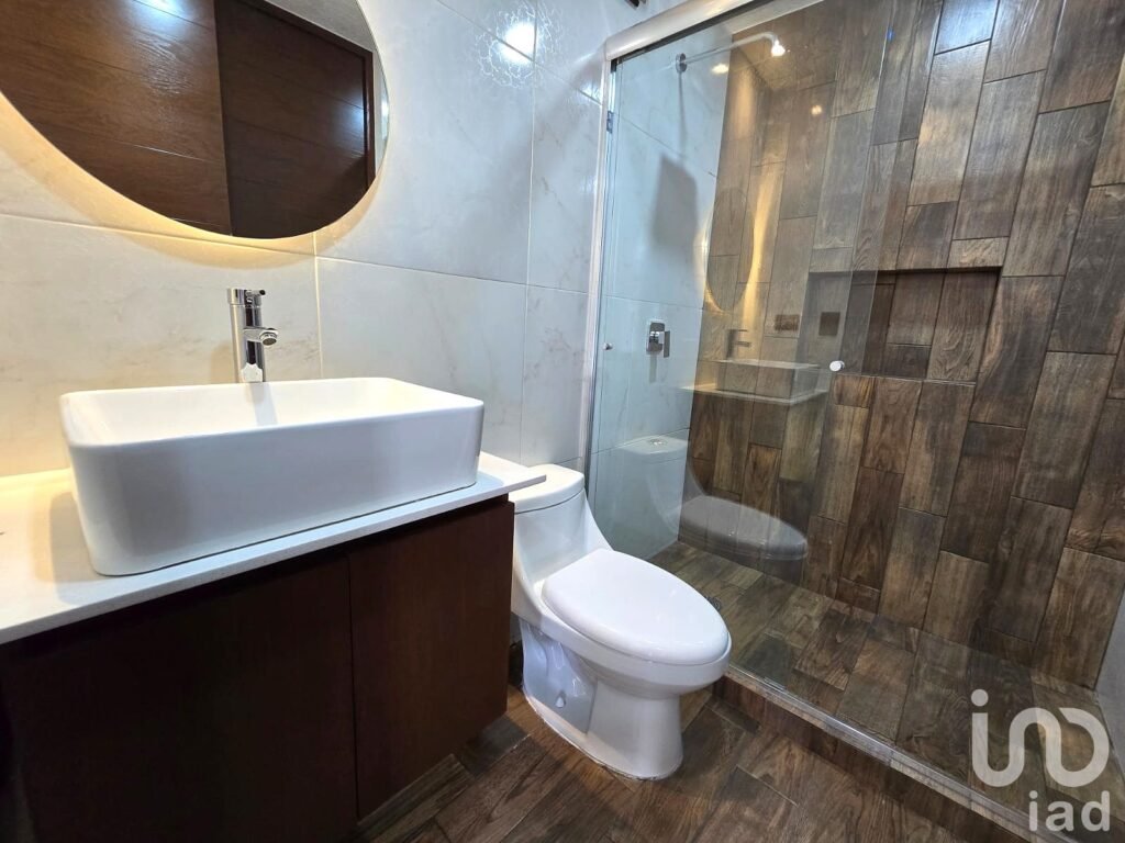 EN VENTA RESIDENCIA EN LOMAS DE ANGELÓPOLIS | 3 HAB CON BAÑO + ESTUDIO + JARDÍN + ROOF GARDEN