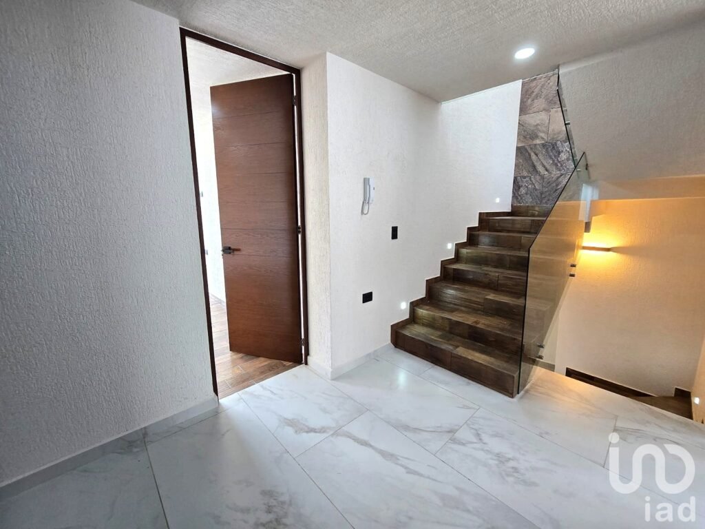 EN VENTA RESIDENCIA EN LOMAS DE ANGELÓPOLIS | 3 HAB CON BAÑO + ESTUDIO + JARDÍN + ROOF GARDEN