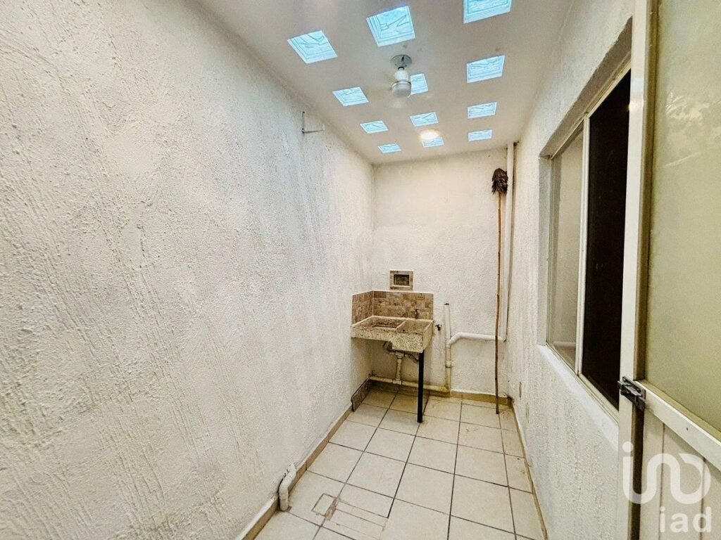 Casa con jardín y amenidades en el Rinconada III en el centro de Xochitepec Morelos