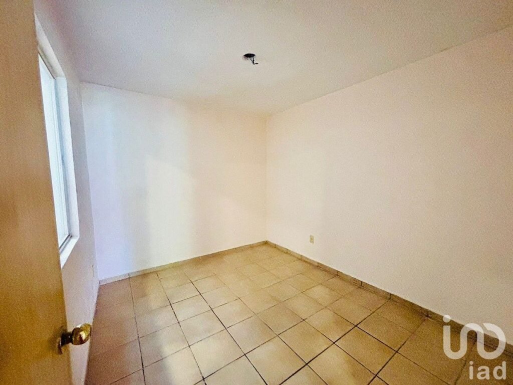 Casa con jardín y amenidades en el Rinconada III en el centro de Xochitepec Morelos