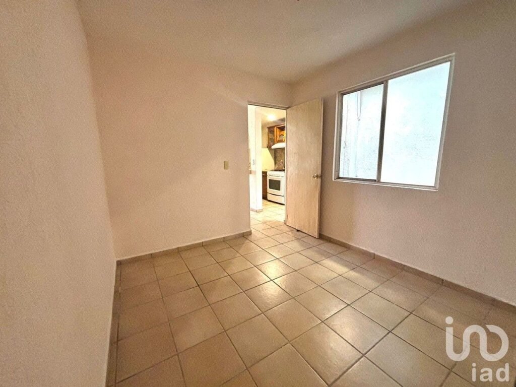 Casa con jardín y amenidades en el Rinconada III en el centro de Xochitepec Morelos