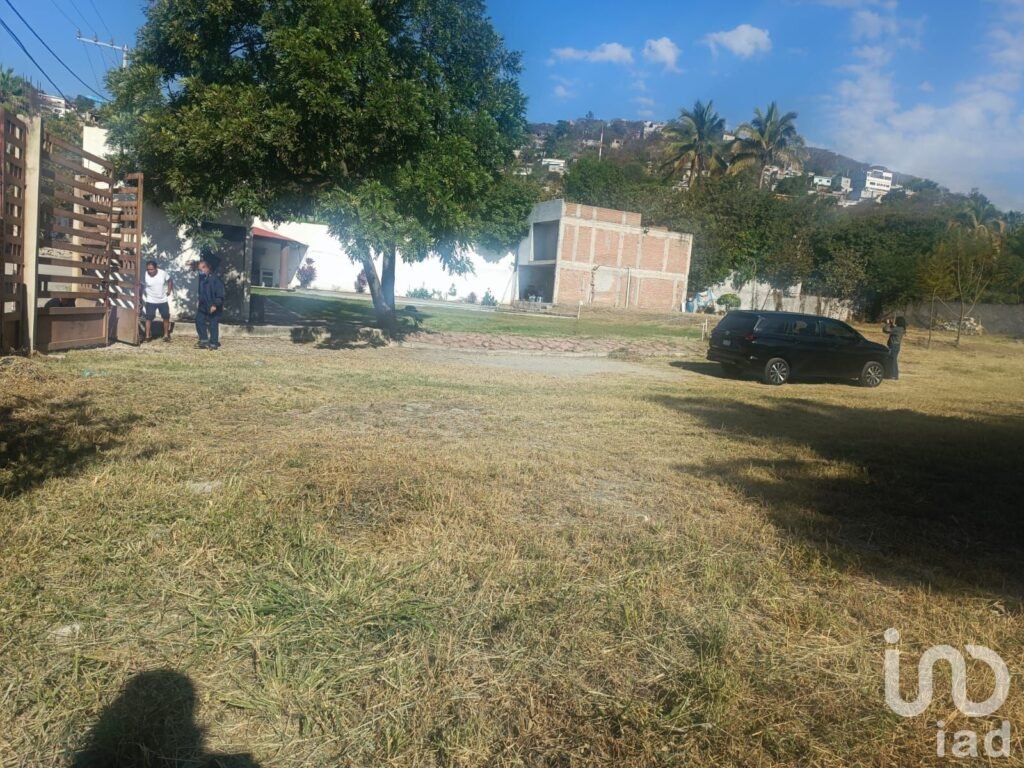 Se Vende Terreno en el Centro de Emiliano zapata,  Morelos
