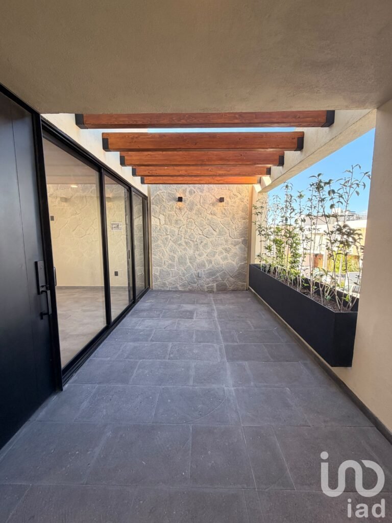 CASA EN VENTA ZIBATA AGAVE