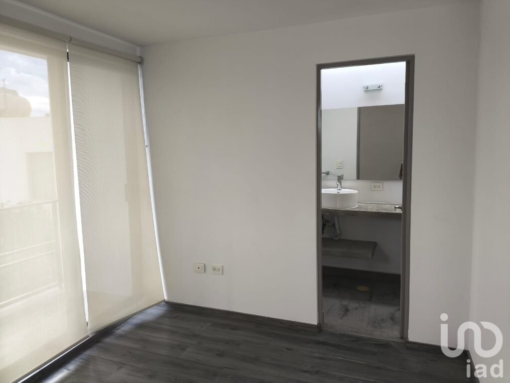 Casa en Venta Residencial Rocallosas, Santiago Momoxpan, frente a Plaza Explanda