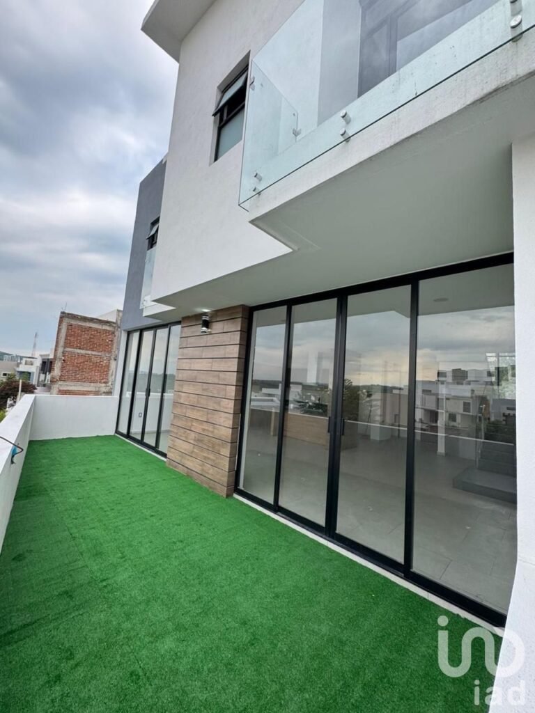 CASA EN VENTA LOMA ALTA TRES MARIAS