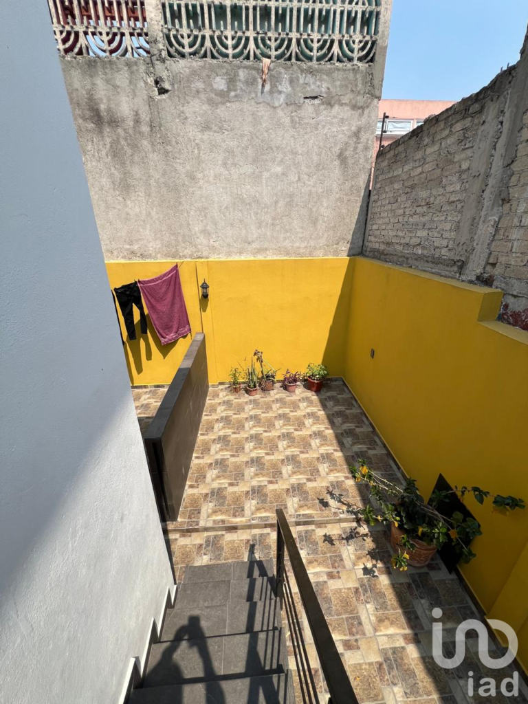 CASA EN VENTA SAN ANTONIO AZCAPOTZALCO, CDMX, 187M2