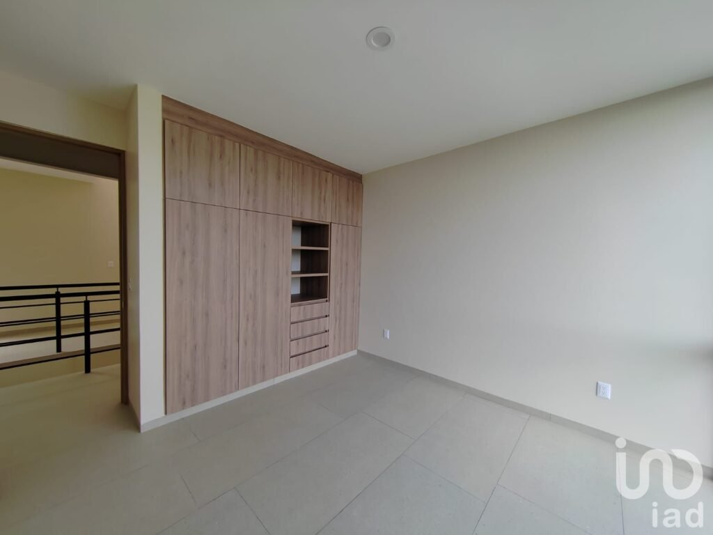 Casa con jardín privado y terraza en Cuernavaca | Recámara en planta baja y seguridad 24 h