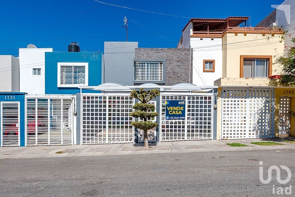 Magnífica casa en venta en Misión de San Isidro, Zapopan
