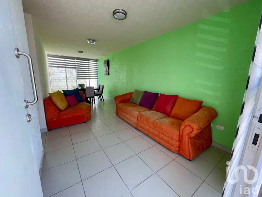 Casa en Venta | 2 Recámaras + Alcoba | Jardín | La Vida, Privada Aurora (A88)