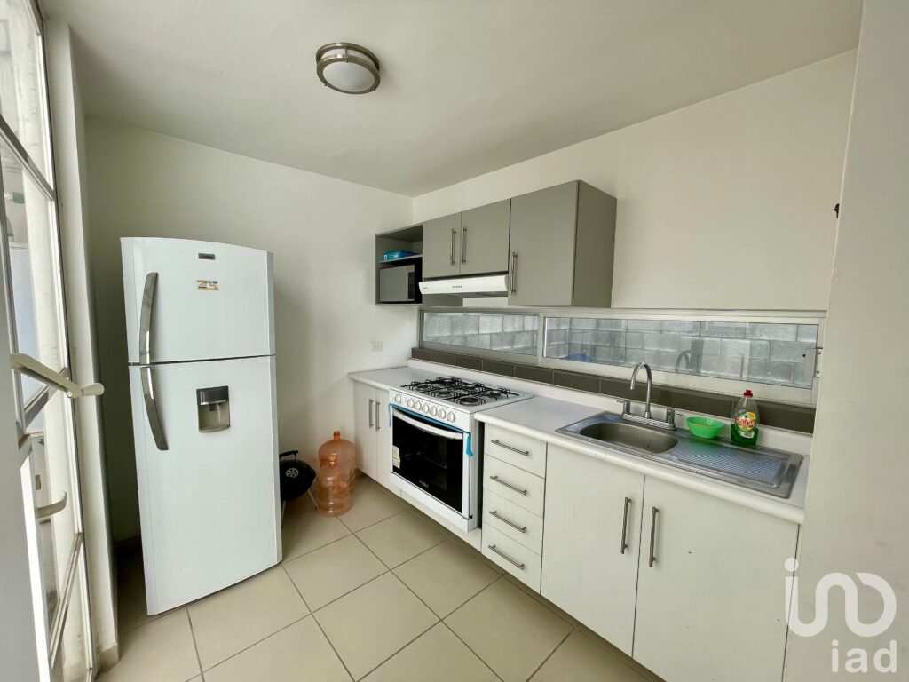 Casa en Venta | 2 Recámaras + Alcoba | Jardín | La Vida, Privada Aurora (A88)