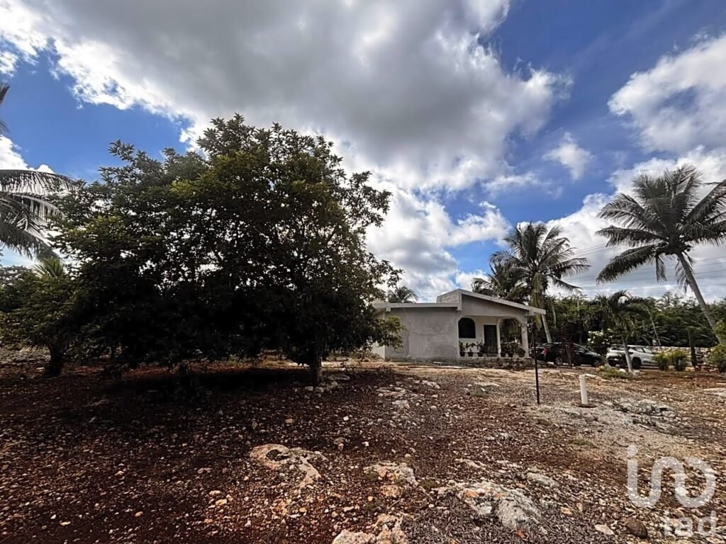 Terreno Habitacional en Telchac Pueblo, Yucatán, a 15 min. de la Playa
