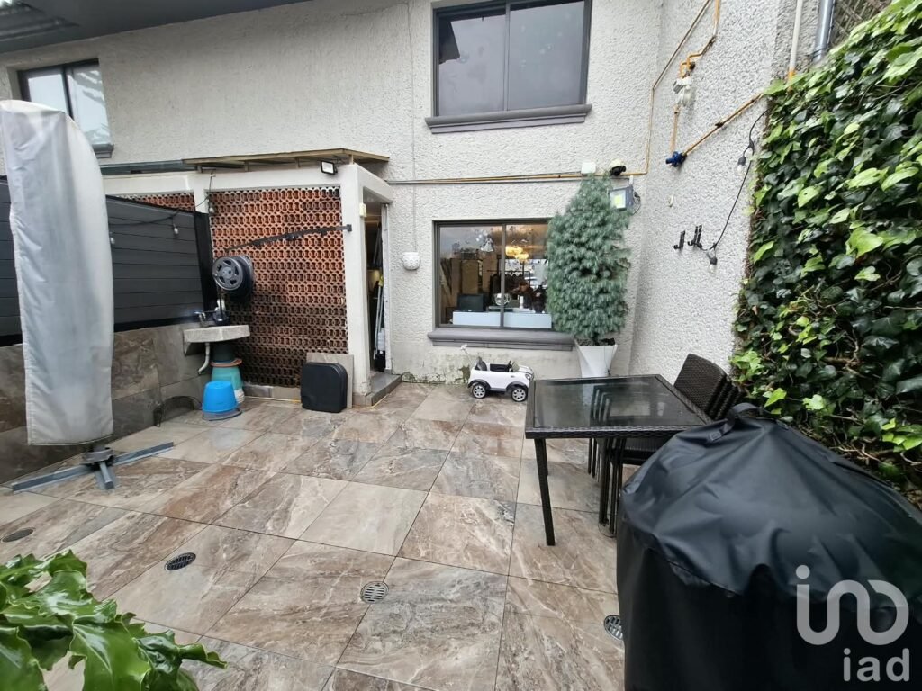 CASA EN VENTA EN CUAJIMALPA CON TERRAZA