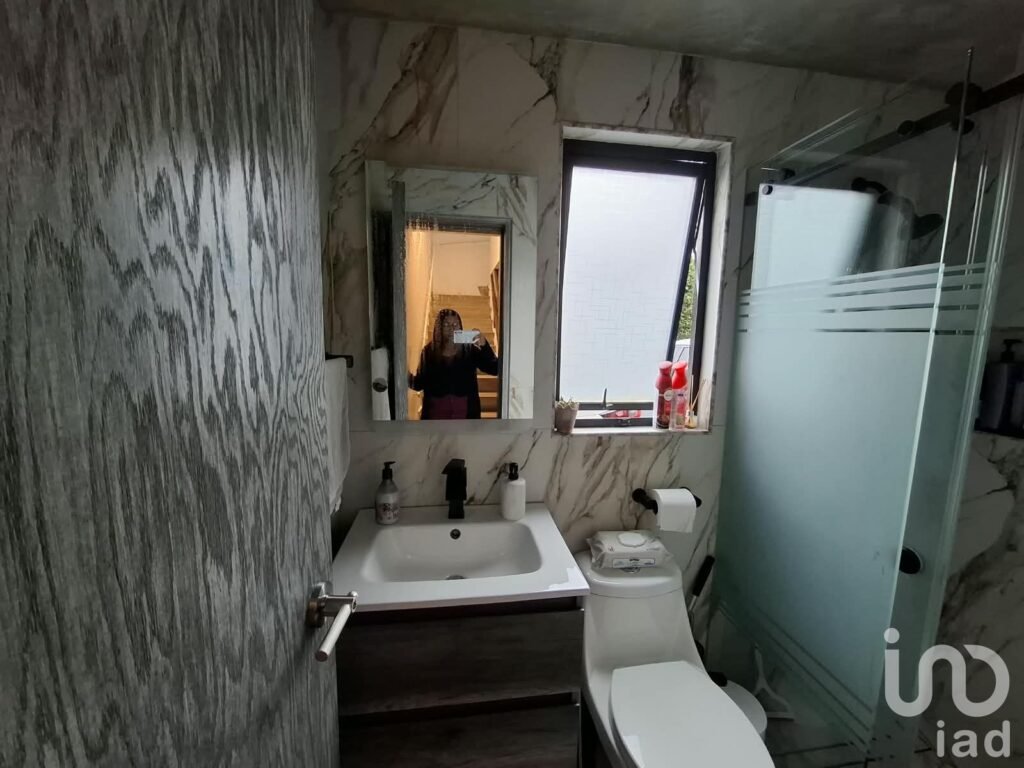 CASA EN VENTA EN CUAJIMALPA CON TERRAZA