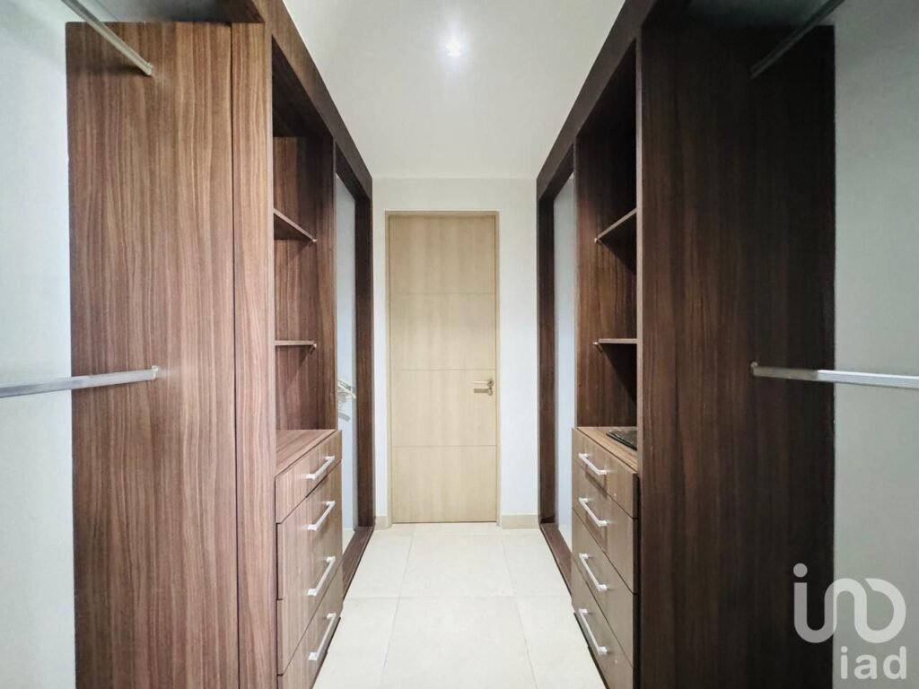 Departamento en Renta en Torre Montevideo Malecon Americas