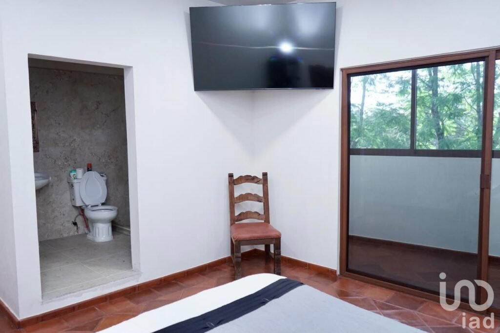Casa en Venta en Los Nogales | 3 Recámaras, Salón Mirador y Cochera