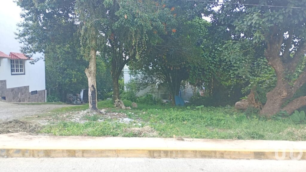 Venta de terreno en esquina en Huauchinango