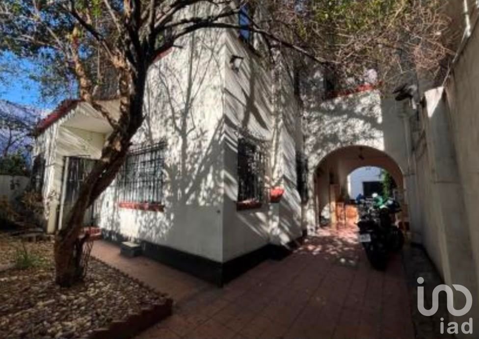 Se vende casa en la calle de Mitla  en La Colonia  Narvarte