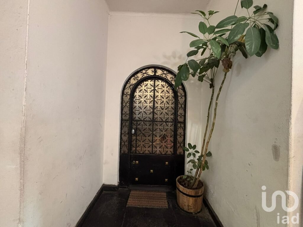 Se vende casa en la calle de Mitla  en La Colonia  Narvarte