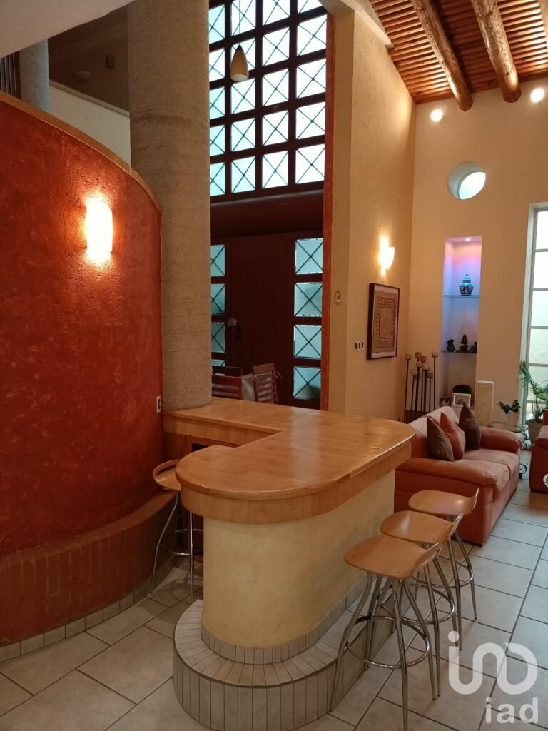Casa en Venta en Hacienda de las Palmas, Interlomas, Huixquilucan