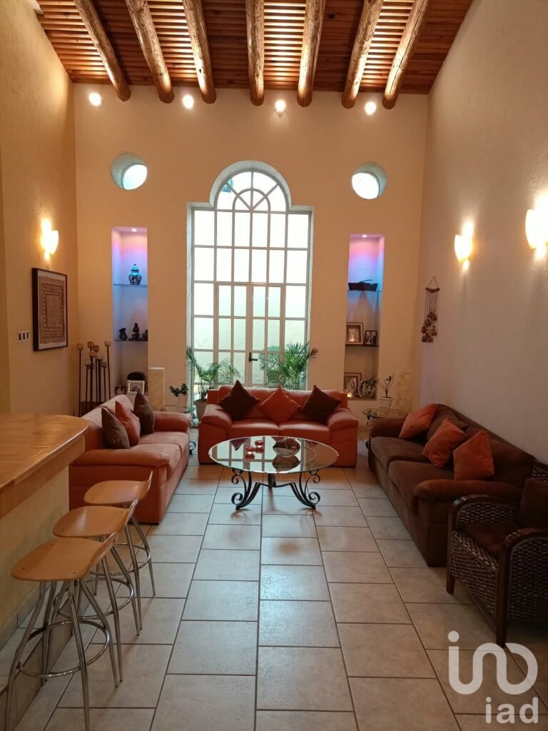 Casa en Venta en Hacienda de las Palmas, Interlomas, Huixquilucan