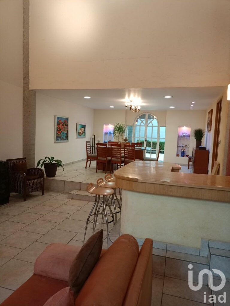 Casa en Venta en Hacienda de las Palmas, Interlomas, Huixquilucan