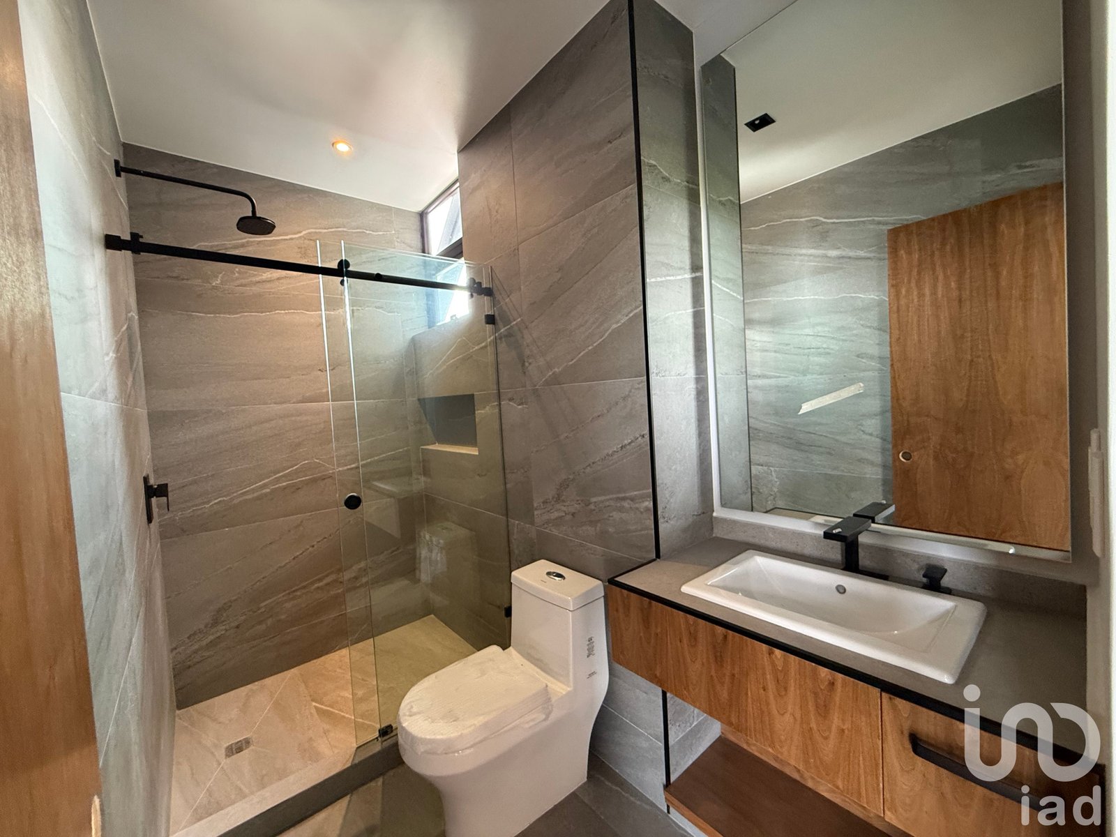 DEPARTAMENTO EN VENTA EN NARVARTE EXTERIOR