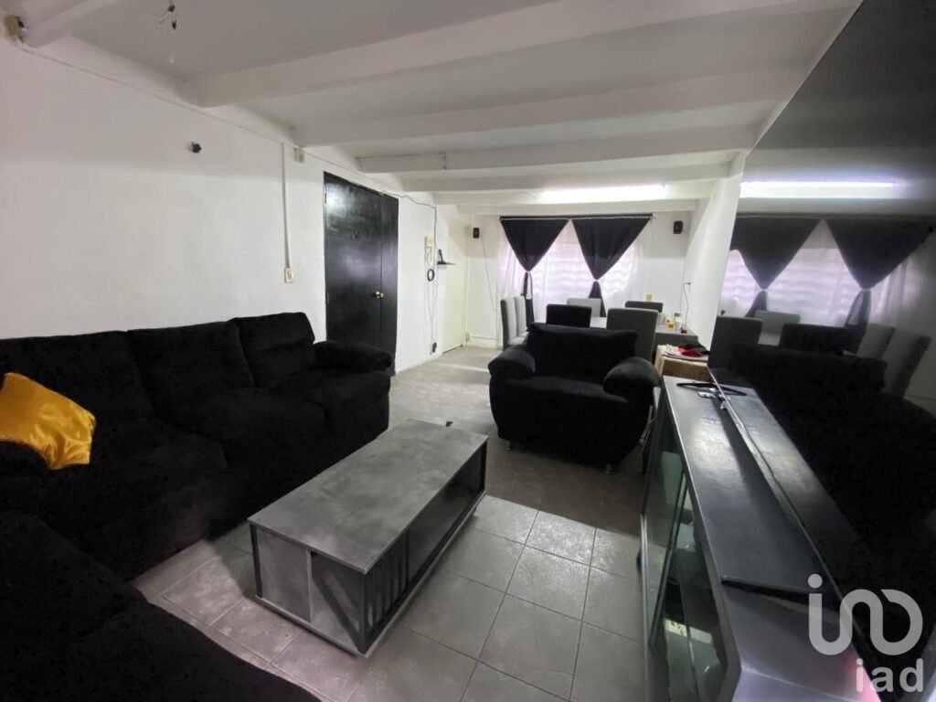SE VENDE CASA EN RIO DE LUZ, ECATEPEC DE MORELOS, ESTADO DE MEXCO.