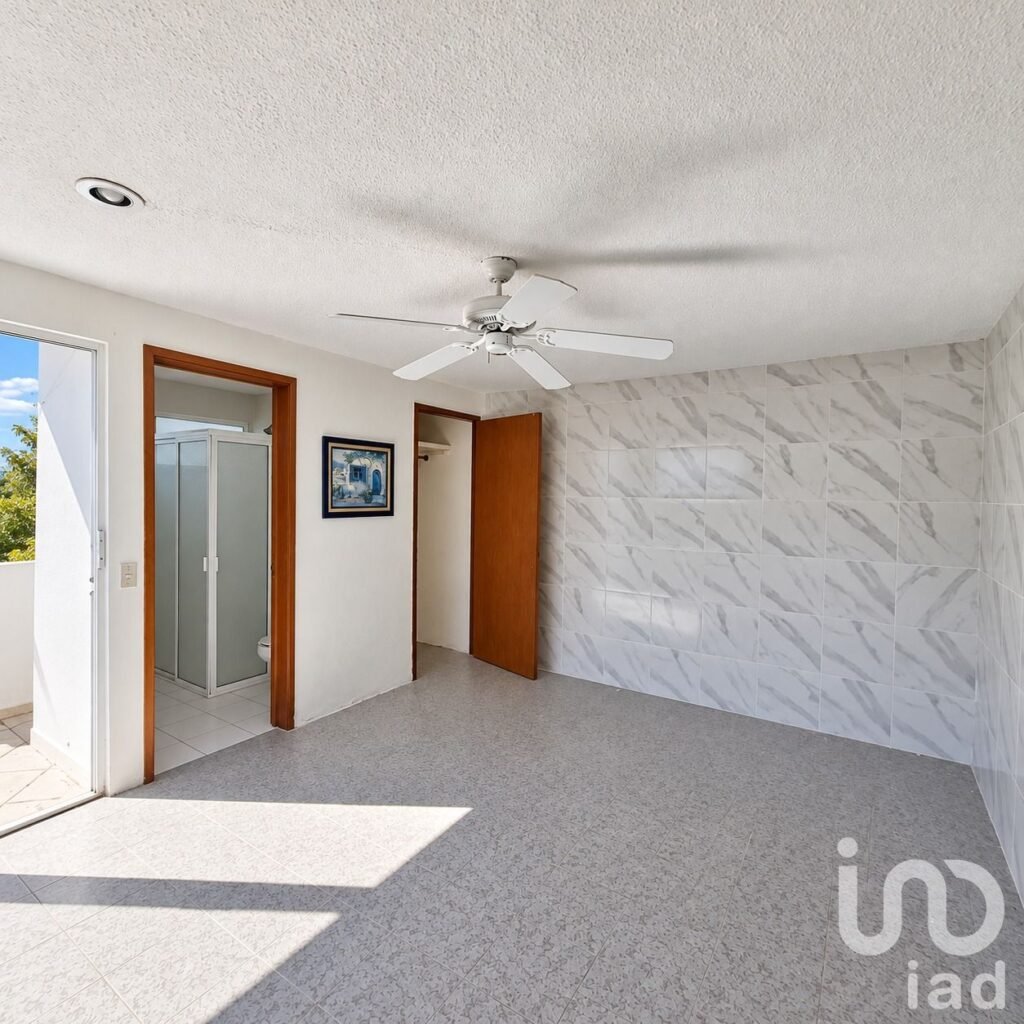 CASA EN VENTA EN C VOLCANES 106 CUERNVACA,MORALES
