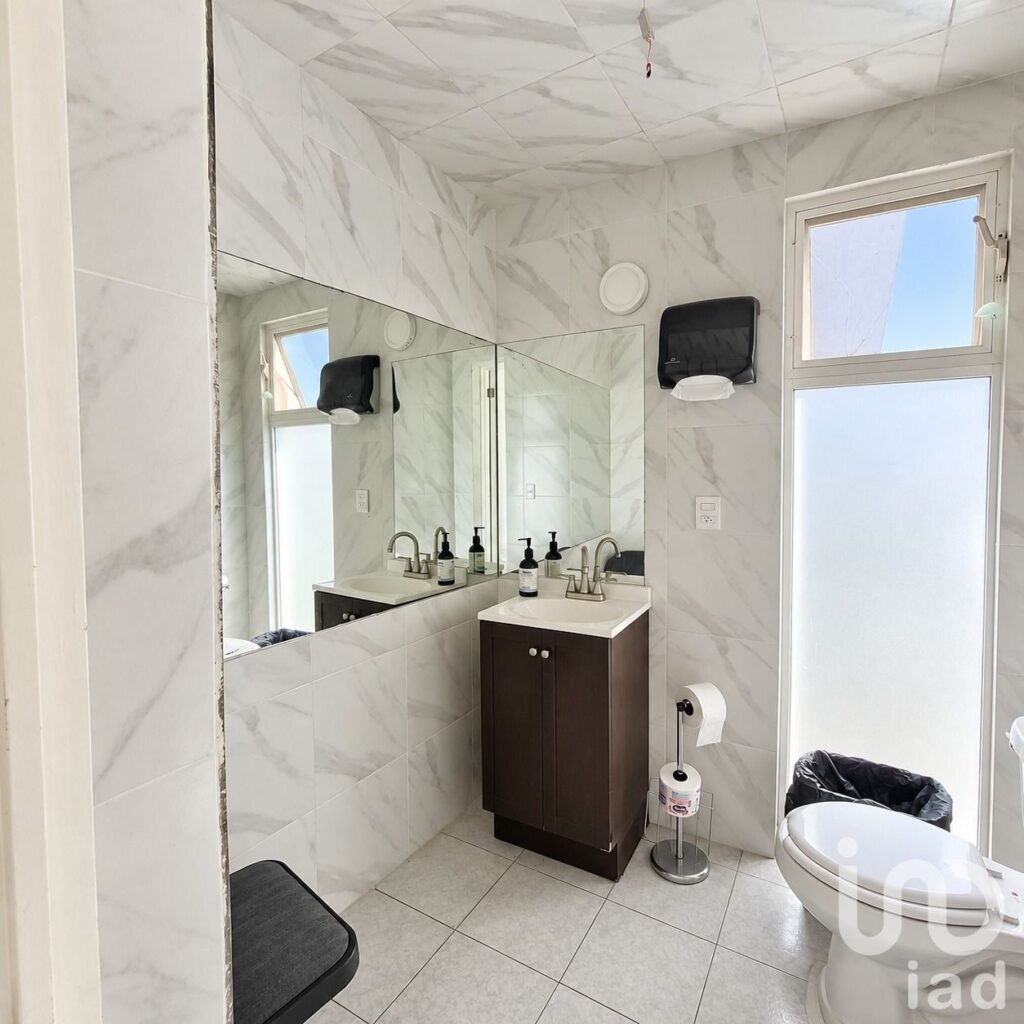 CASA EN VENTA EN C VOLCANES 106 CUERNVACA,MORALES